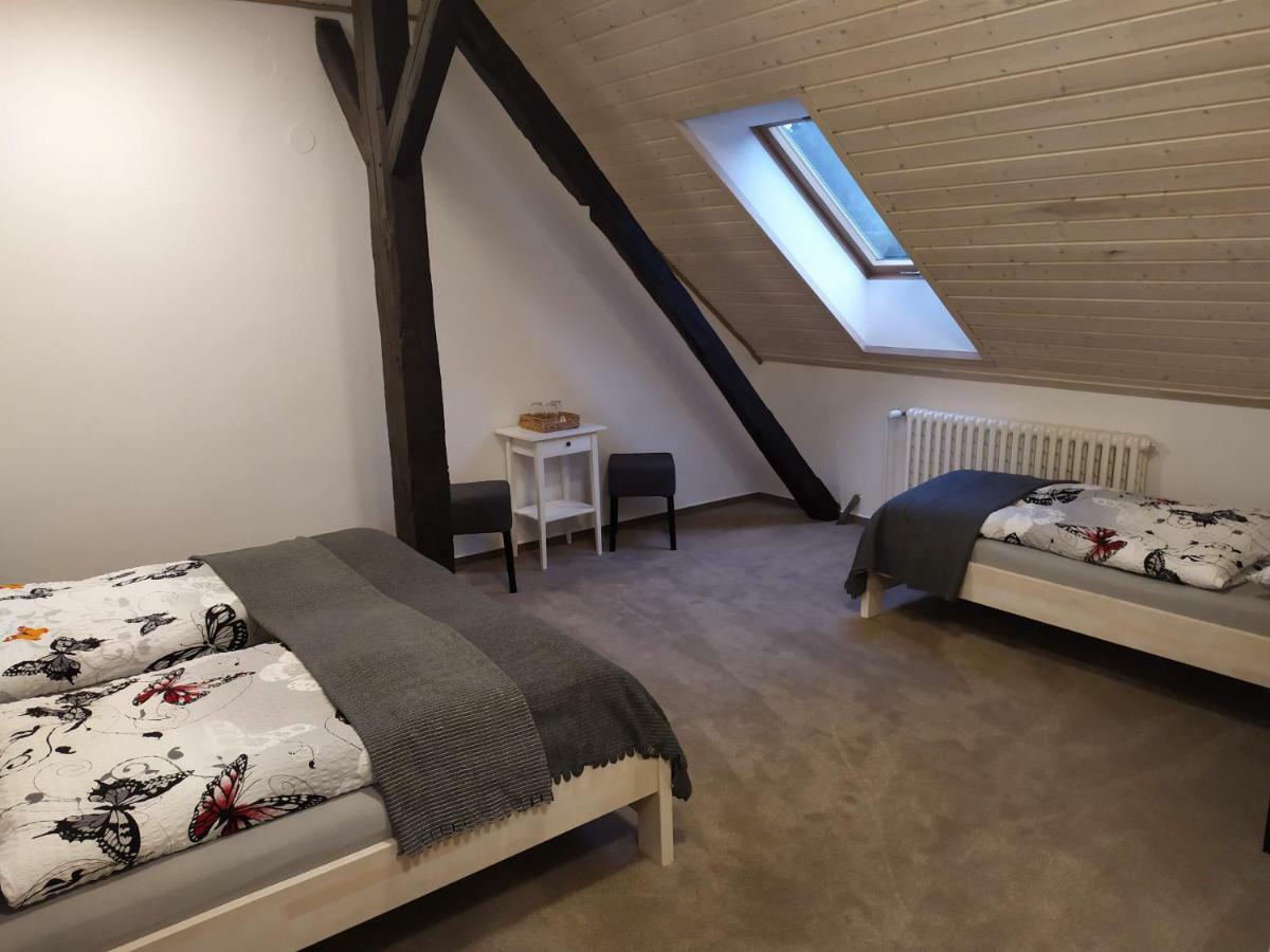 Hotel Statek Cesky Dvur à Postupice Extérieur photo
